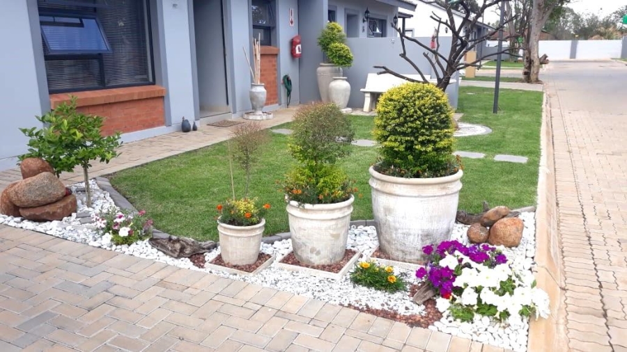 2 Bedroom Property for Sale in Ifafi North West